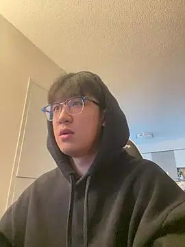 HHAARRYYXXL online show from January 17, 3:22 pm