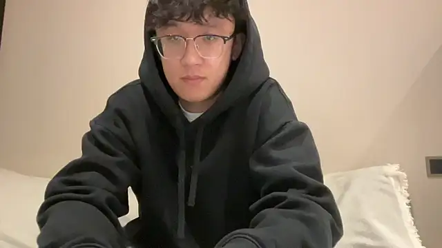 HHAARRYYXXL online show from February 15, 11:28 am