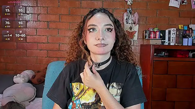 Snapshot of Annycolin_ chatting on June 14, 9:39 pm Annycolin online show from June 14, 9:39 pm