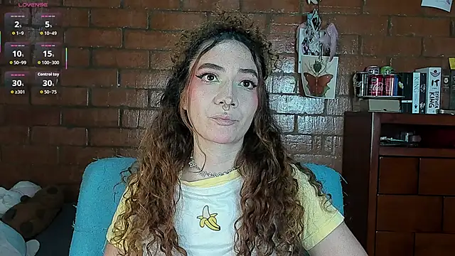 Snapshot of Annycolin_ chatting on June 15, 10:12 pm Annycolin online show from June 15, 10:12 pm