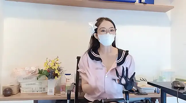 Lush-Office online show from March 2, 11:29 am