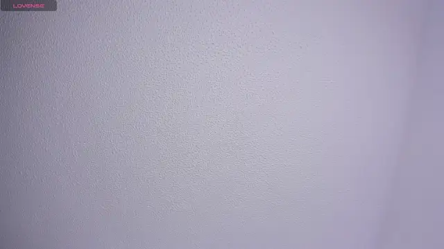 Snapshot of raven__white1 chatting on February 19, 11:14 pm raven white1 online show from February 19, 11:14 pm