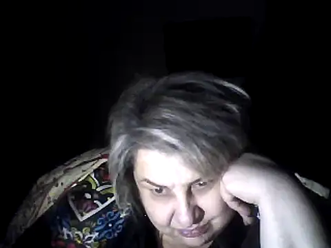 Snapshot of AngelSky4533 chatting on January 24, 6:46 pm AngelSky4533 online show from January 24, 6:46 pm