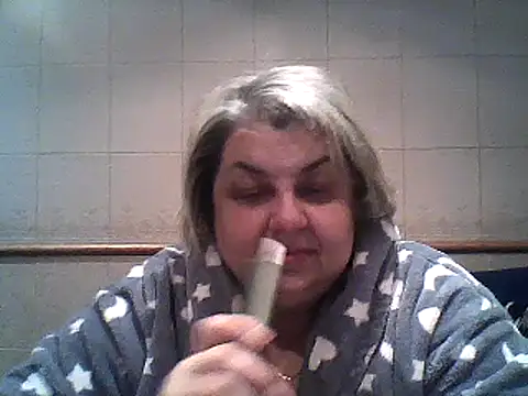Snapshot of AngelSky4533 chatting on February 1, 9:19 pm AngelSky4533 online show from February 1, 9:19 pm