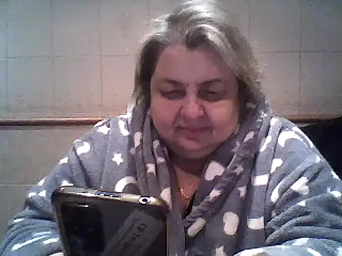 Snapshot of AngelSky4533 chatting on February 8, 9:04 pm AngelSky4533 online show from February 8, 9:04 pm