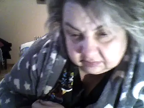 Snapshot of AngelSky4533 chatting on February 10, 12:29 pm AngelSky4533 online show from February 10, 12:29 pm