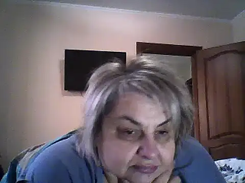 Snapshot of AngelSky4533 chatting on February 15, 10:22 am AngelSky4533 online show from February 15, 10:22 am