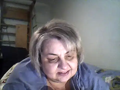 Snapshot of AngelSky4533 chatting on February 23, 10:09 pm AngelSky4533 online show from February 23, 10:09 pm