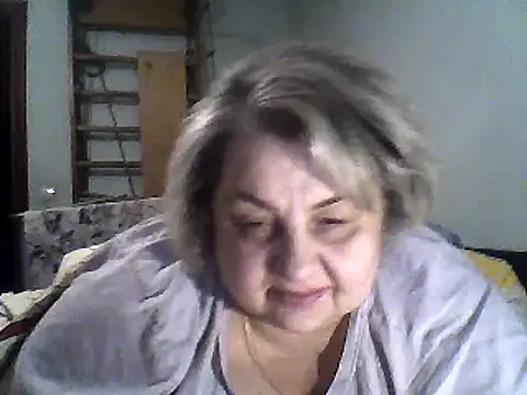 Snapshot of AngelSky4533 chatting on February 26, 6:43 pm AngelSky4533 online show from February 26, 6:43 pm