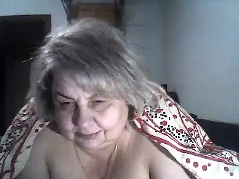 Snapshot of AngelSky4533 chatting on March 2, 10:48 pm AngelSky4533 online show from March 2, 10:48 pm