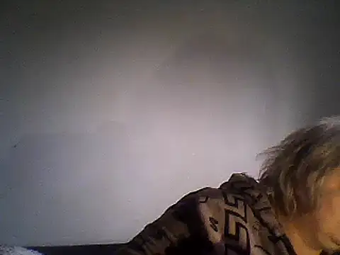 Snapshot of AngelSky4533 chatting on March 3, 2:15 pm AngelSky4533 online show from March 3, 2:15 pm