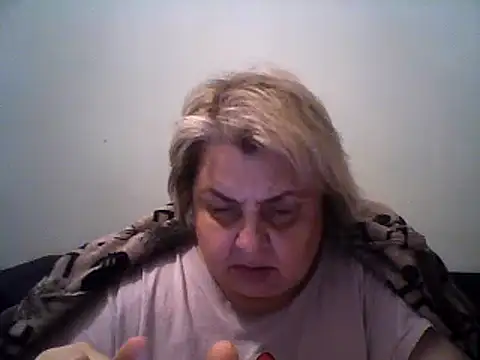 Snapshot of AngelSky4533 chatting on March 22, 6:25 pm AngelSky4533 online show from March 22, 6:25 pm