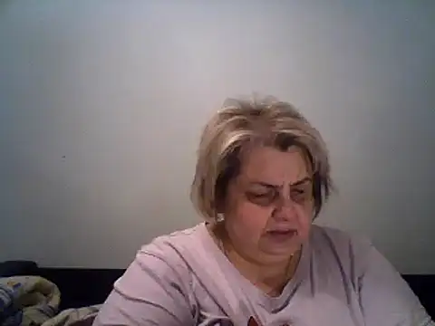 Snapshot of AngelSky4533 chatting on March 22, 10:15 pm AngelSky4533 online show from March 22, 10:15 pm
