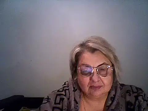 Snapshot of AngelSky4533 chatting on September 9, 7:46 pm AngelSky4533 online show from September 9, 7:46 pm