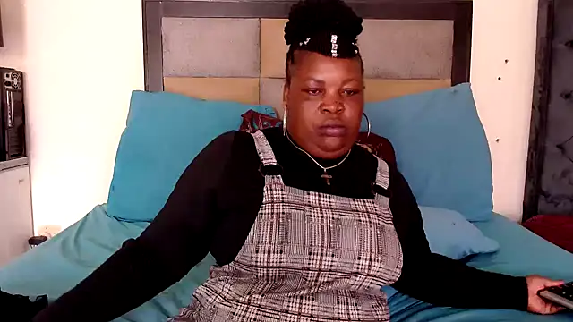 omalicha98 online show from November 24, 7:19 am