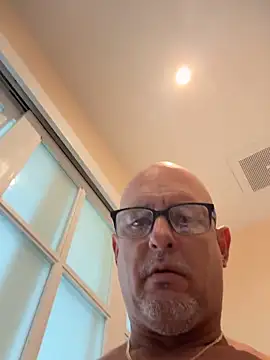 carlospingalinda online show from September 24, 8:34 pm