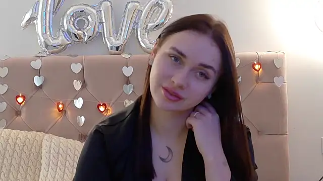 Lilliana Moon online show from February 9, 9:37 am