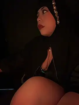 Snapshot of zahra_Jalid chatting on May 16, 10:08 pm zahra Jalid online show from May 16, 10:08 pm