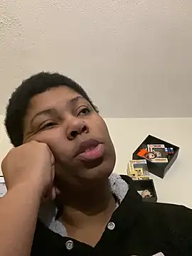 Snapshot of puppiigawddess chatting on February 19, 10:53 pm puppiigawddess online show from February 19, 10:53 pm