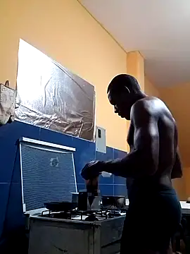 Snapshot of Elnegro28 chatting on February 28, 11:36 am Elnegro28 online show from February 28, 11:36 am