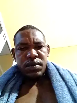 Snapshot of Elnegro28 chatting on September 10, 11:54 am Elnegro28 online show from September 10, 11:54 am
