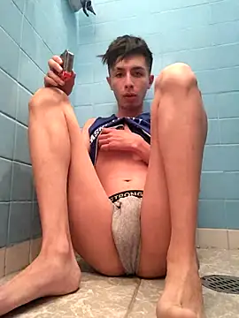 Snapshot of adriaav chatting on February 26, 4:33 am adriaav online show from February 26, 4:33 am