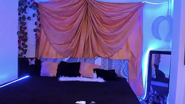 Snapshot of Ethan_Boyy chatting on October 14, 10:21 pm Ethan Boyy online show from October 14, 10:21 pm