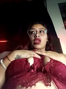 Snapshot of AnonymousGirl chatting on February 16, 10:54 pm AnonymousGirl online show from February 16, 10:54 pm
