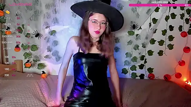 Sakura Mmio online show from October 31, 3:18 am