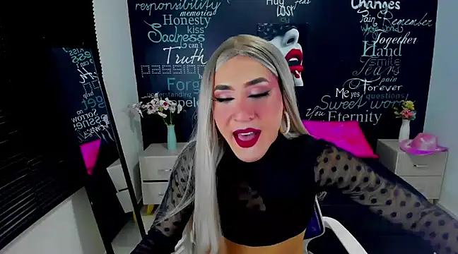 Georgina Giio online show from January 13, 5:01 am