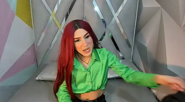 Georgina Giio online show from March 13, 1:32 am