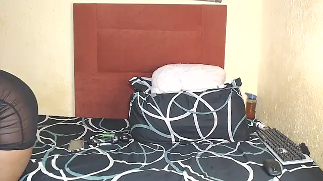 Snapshot of BarbieLadie chatting on March 2, 11:31 pm BarbieLadie online show from March 2, 11:31 pm