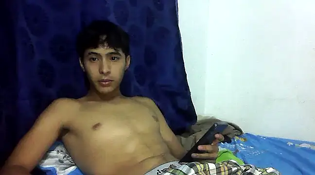 Snapshot of Sm1thXx chatting on January 26, 7:42 am Sm1thXx online show from January 26, 7:42 am