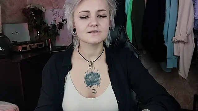 EvaBrownie online show from January 31, 12:29 pm