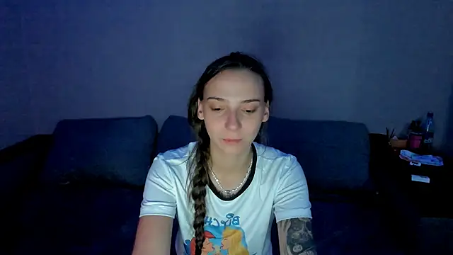 annabishop online show from December 19, 1:01 am