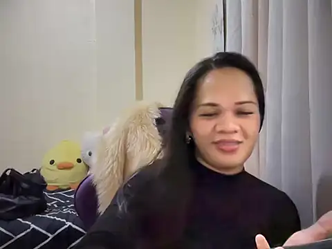 Snapshot of SophiaCourthaway chatting on July 14, 10:15 pm SophiaCourthaway online show from July 14, 10:15 pm