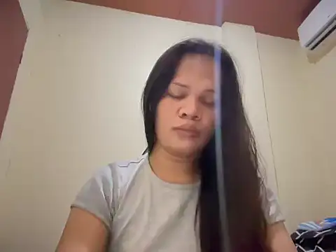 Snapshot of SophiaCourthaway chatting on July 25, 11:46 pm SophiaCourthaway online show from July 25, 11:46 pm