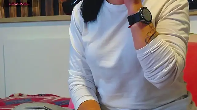 Snapshot of Tory_Lovi chatting on November 16, 9:59 am Tory Lovi online show from November 16, 9:59 am