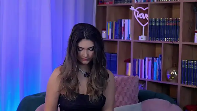 SarahPeach8 online show from January 7, 1:41 am