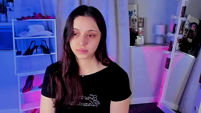 Sahara Shields online show from March 29, 7:30 am