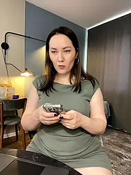 Kiss My Body online show from September 19, 2:40 pm