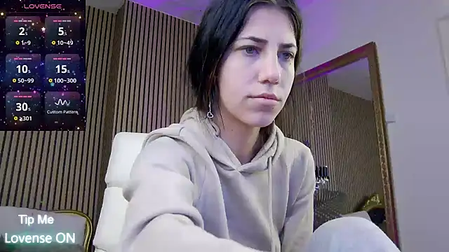 Snapshot of KeylaBlair chatting on March 11, 4:21 am KeylaBlair online show from March 11, 4:21 am