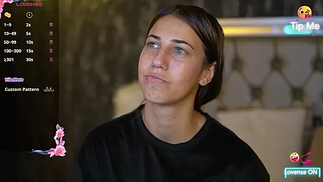 Snapshot of KeylaBlair chatting on September 17, 7:37 pm KeylaBlair online show from September 17, 7:37 pm