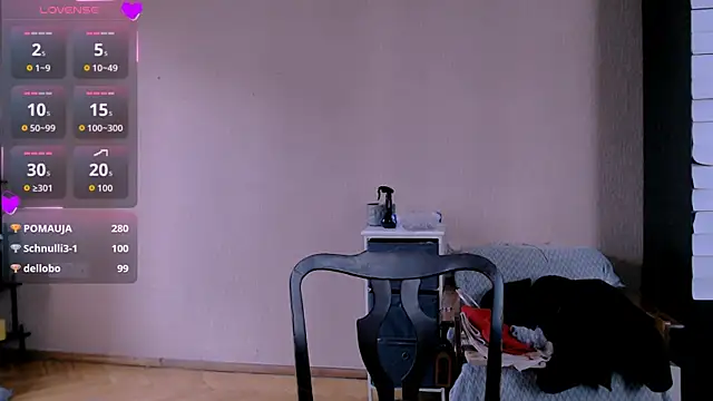 Snapshot of _Roselina_ chatting on November 2, 6:05 am  Roselina  online show from November 2, 6:05 am