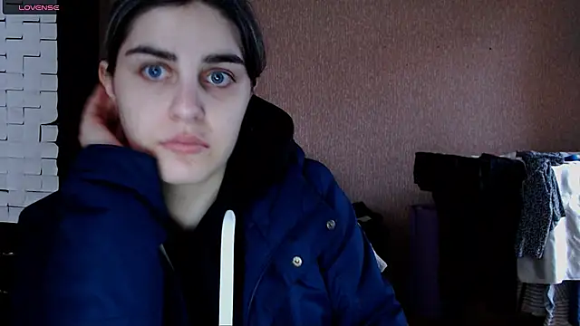 Snapshot of _Roselina_ chatting on February 22, 2:15 pm Roselina online show from February 22, 2:15 pm