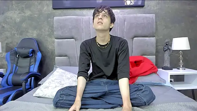 Snapshot of bruce_hans chatting on September 22, 11:45 am bruce hans online show from September 22, 11:45 am