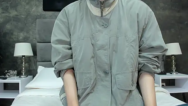 Snapshot of bruce_hans chatting on October 15, 11:32 am bruce hans online show from October 15, 11:32 am