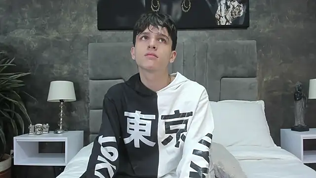 Snapshot of bruce_hans chatting on October 30, 11:44 am bruce hans online show from October 30, 11:44 am