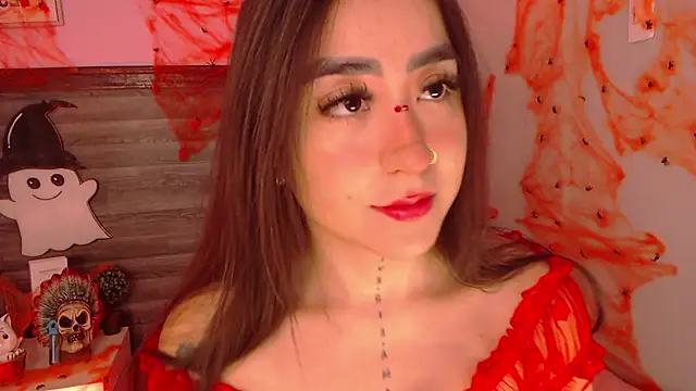 Snapshot of AdaaMillan chatting on October 29, 12:18 pm AdaaMillan online show from October 29, 12:18 pm