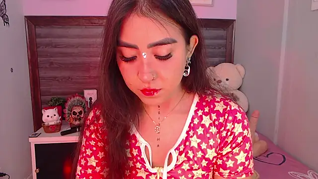 Snapshot of AdaaMillan chatting on January 8, 3:03 pm AdaaMillan online show from January 8, 3:03 pm